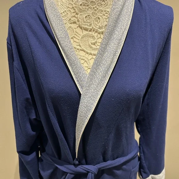 Elegant Navy Blue Women's Robe - Picture 4 of 5